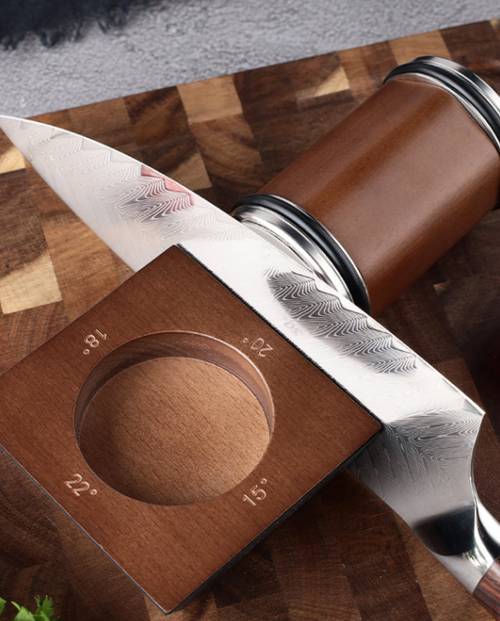 Aiguiseur de couteau japonais à angle fixe 15° 18° 20°, guide d’affûtage en bois pour lame damas professionnelle sur planche à découper de cuisine.