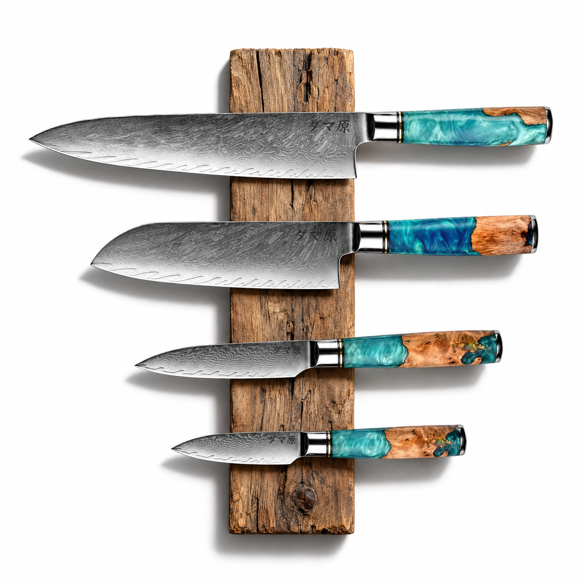 Set Ascension de 4 couteaux en acier damas : gyuto, santoku, petty et ko-petty, manches en bois stabilisé et résine, série Mizuki